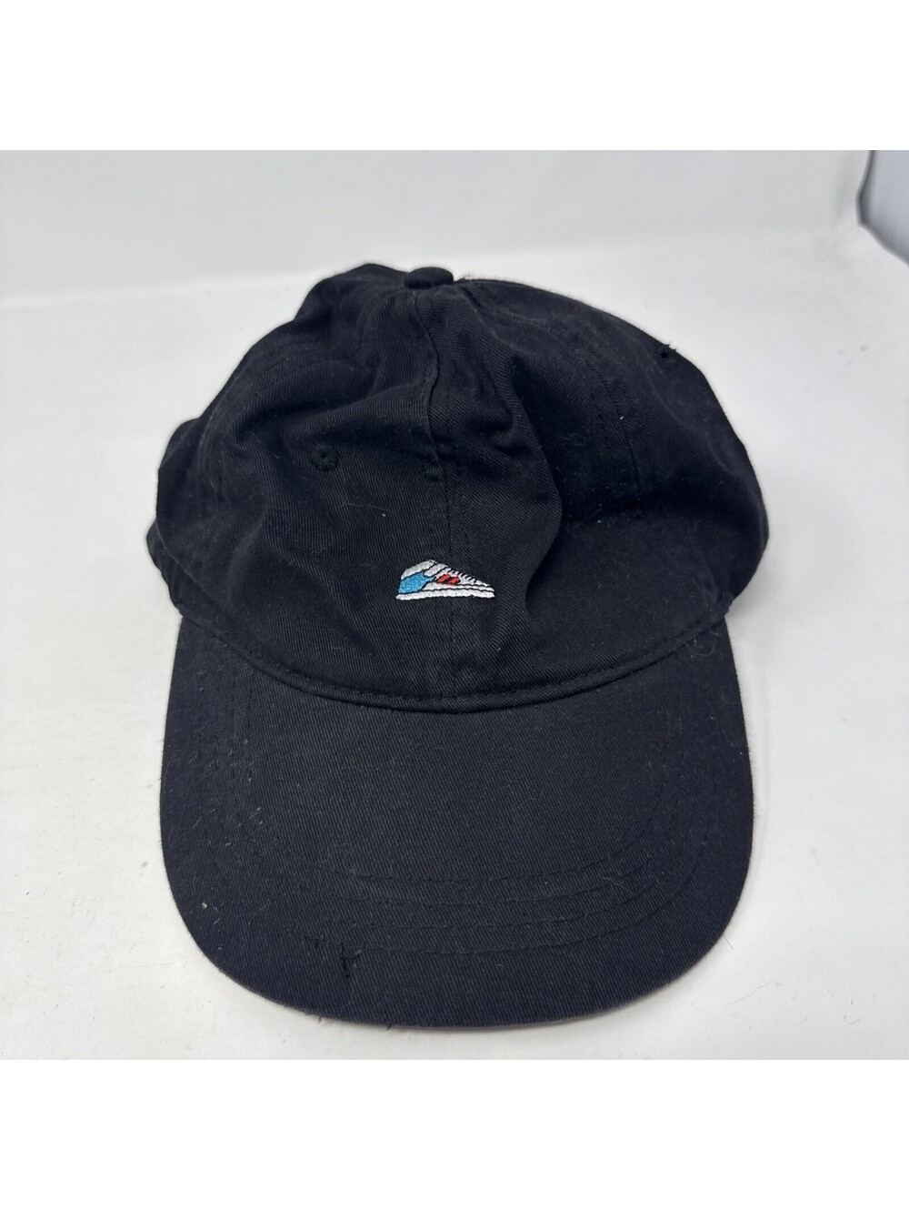 Black Carbon Elements Sneaker Hat